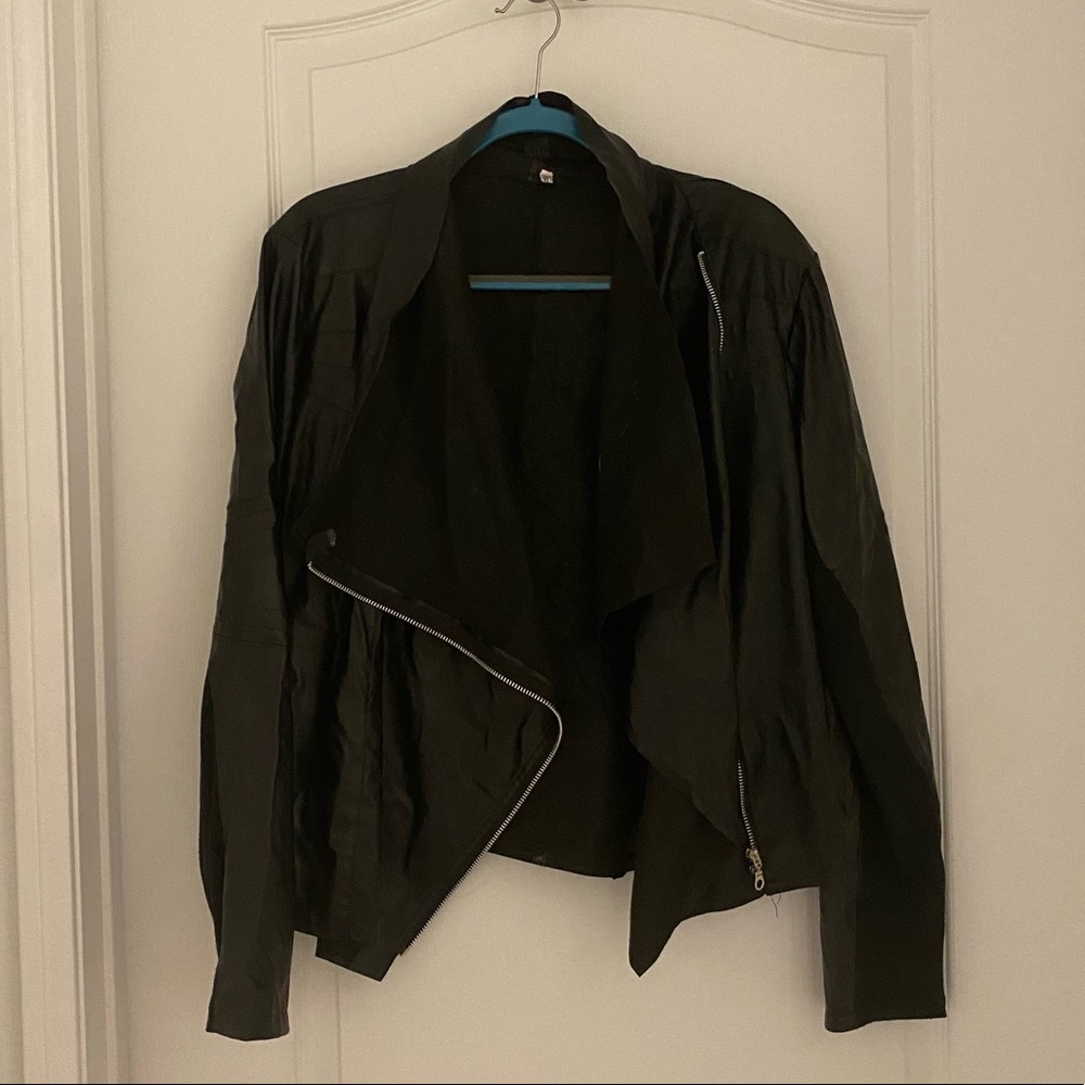 Faux Leather Jacket 🖤
